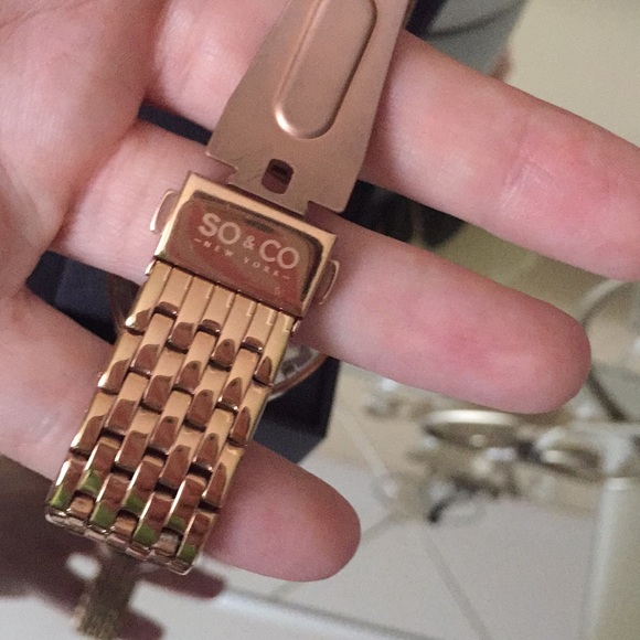 SO & CO SoHo Rose gold watch - Picture 5 of 9
